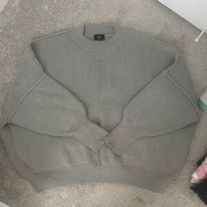 Vici Oversized Gray Sweater-size L